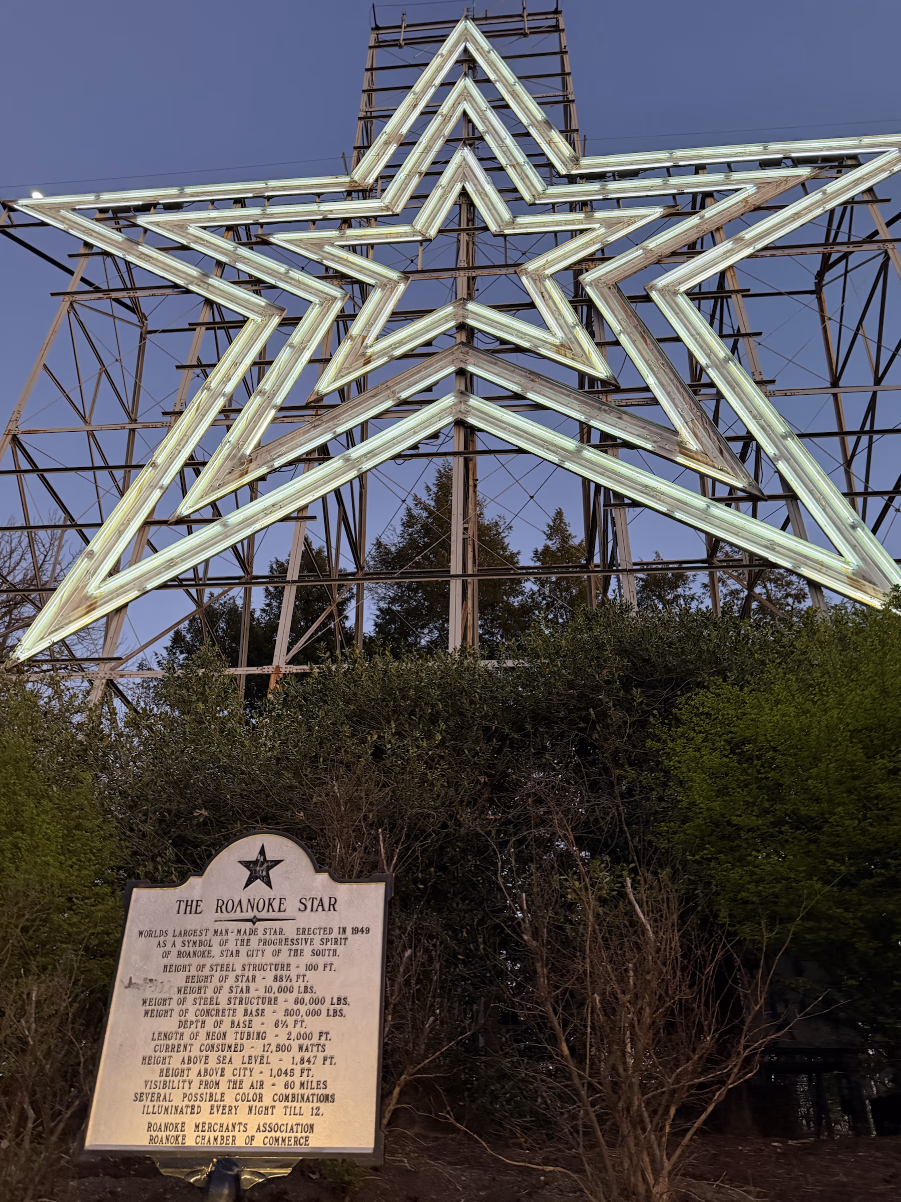 The Roanoke Star on Mill Mountain in the evening